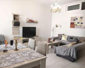 Vion Place Pilos